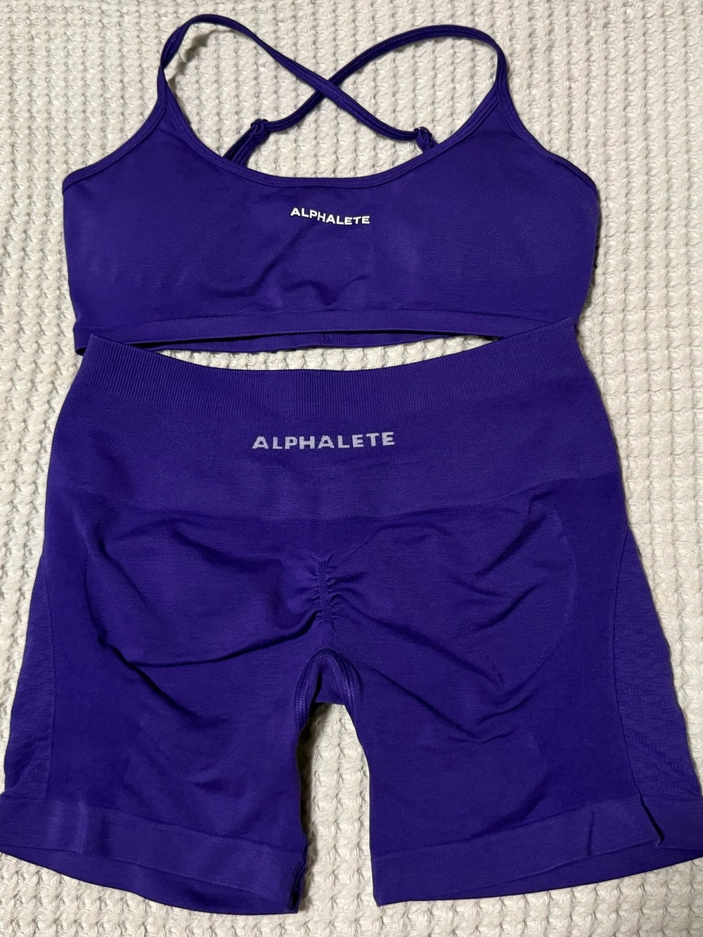 Alphalete Purple Seamless Sports Bra & High-Waist Shorts Set (Never Worn) - Picture 4 of 6